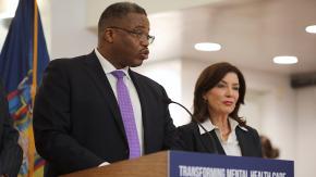 Jethro Antoine, our Chief Program Officer of Court Reform, speaks alongside Governor Kathy Hochul at the Midtown Community Justice Center.